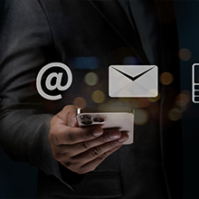 Kontaktieren Sie uns per E-Mail oder Telefon.